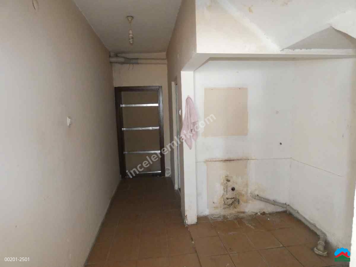 TURGUTREİS MAH. SAATKULESİ KUZEYİ 250M2 GENİŞ KİRALIK DÜKKAN/OFİS/BÜRO