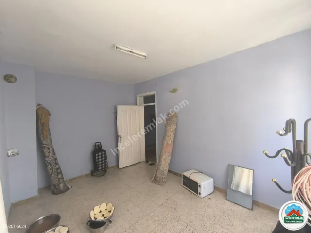 Adıyaman Sümerevler'de Satılık 389m2 Arsalı  3 Katlı Müstakil Ev