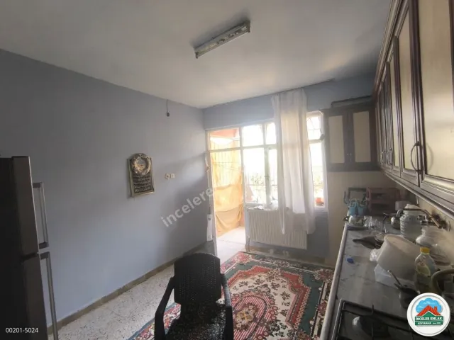 Adıyaman Sümerevler'de Satılık 389m2 Arsalı  3 Katlı Müstakil Ev