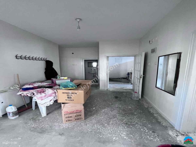 YENİMAHALLE MAH.SATILIK 304M2 ARSA ÜZERİ 130M2 2+1 BAHÇELİ DAİRE