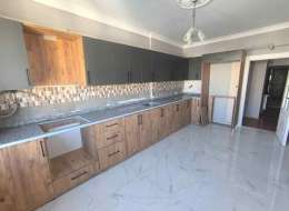 Adıyaman Alitaşı'nda Satılık Bozbey Cad. Civarı 200M2 4+1 Daire