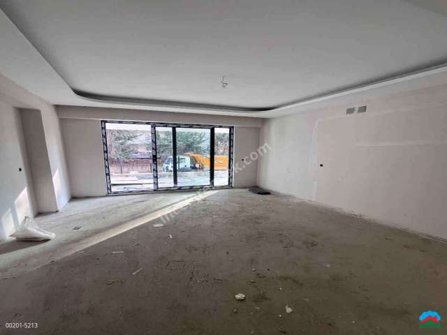  Adıyaman Sümerparkta Satılık 4+1 185 M2 Sıfır Mükemmel Daire
