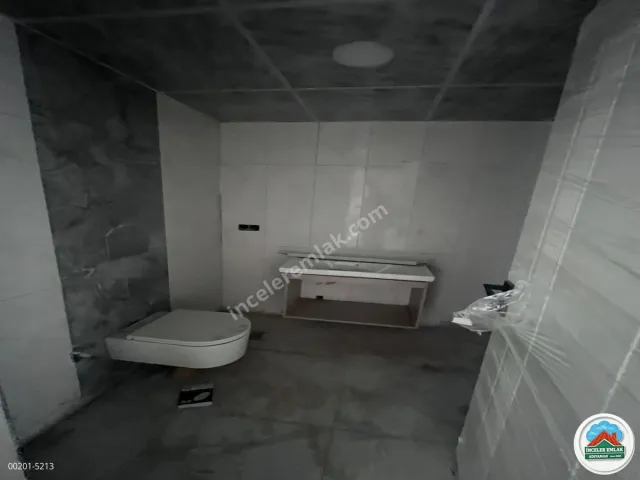  Adıyaman Sümerparkta Satılık 4+1 185 M2 Sıfır Mükemmel Daire