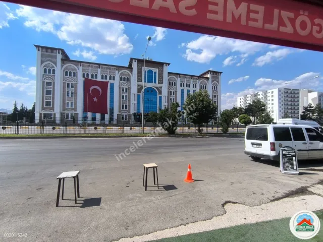 Adıyaman Yunusemre'de Emniyet Müd. Karşısı Satılık 90m2 Dükkan