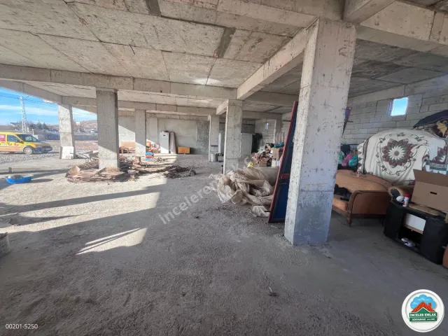 Adıyaman Urfa Yolu Üzeri Kuyulu'da 350m² Kurumsala Kiralık İşyeri 