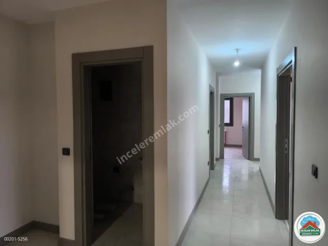 Adıyaman İndere Toki'de Kiralık Camii karşısı Arakat daire