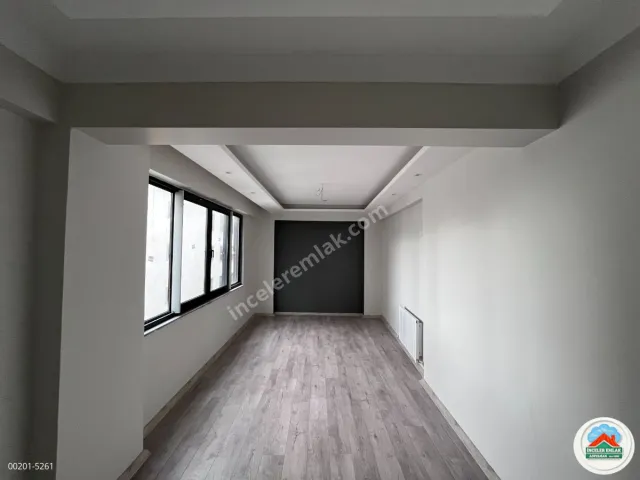 Adıyaman Yavuz Selimde Satılık 2+0 Çarşıya yakın Mükemmel Ofis