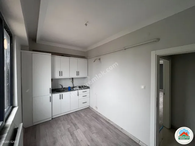 Adıyaman Yavuz Selimde Satılık 2+0 Çarşıya yakın Mükemmel Ofis