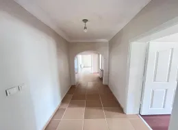 Yeni Mahalle'de Güvenli ve Geniş Yaşam: 3+1 Site İçi Arakat Daire