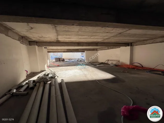  Adıyaman Turgutreisde Zey Caddesine Cepheli 150m2 Kurumsala Kiralık İşyeri