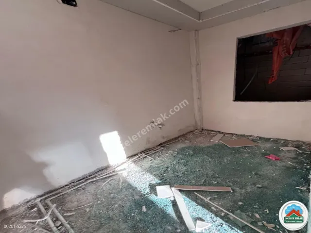 Adıyaman Turgutreis Zey Caddesinde Kiralık 2+0 70m2 Sıfır Ofis