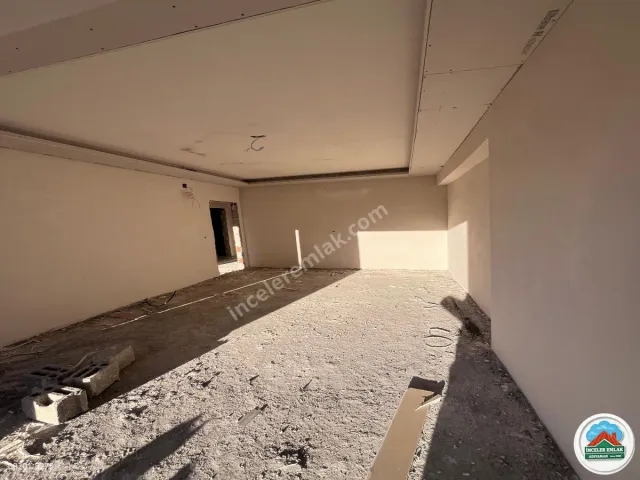 Adıyaman Turgutreis Zey Caddesinde Kiralık 2+0 70m2 Sıfır Ofis
