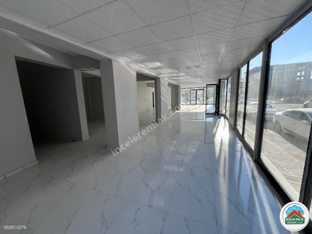 Adıyaman Turgut Reis Mah. Pazar Caddesi Cepheli Kiralık 200 m² Dükkan 