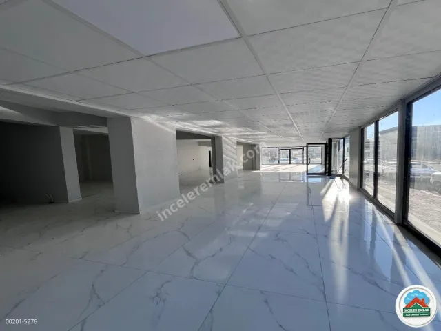 Adıyaman Turgut Reis Mah. Pazar Caddesi Cepheli Kiralık 200 m² Dükkan 