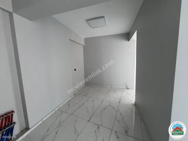 Adıyaman Turgut Reis Mah. Pazar Caddesi Cepheli Kiralık 200 m² Dükkan 