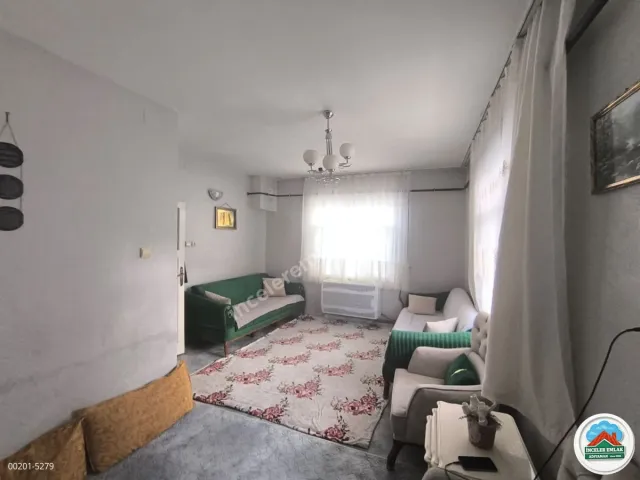 Adıyaman Sümerevler'de Satılık 246m2 Arsa üzeri 2+1 Müstakil Ev