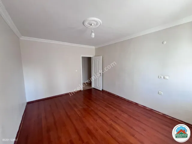 Adıyaman Yenimahalle'de Kiralık 3+1 Site İçi Arakat Daire