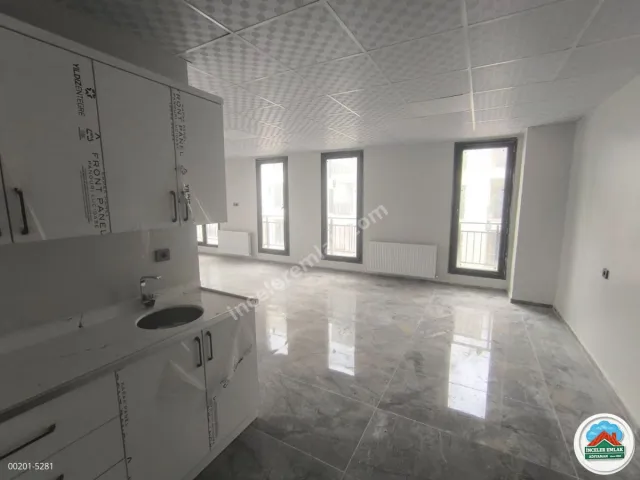 Adıyaman Atatürk Bulvarında Kiralık Mükemmel Konumlu Ofis