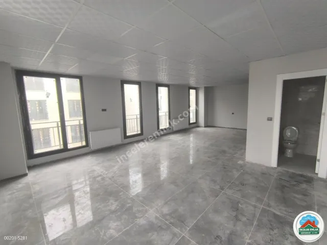 Adıyaman Atatürk Bulvarında Kiralık Mükemmel Konumlu Ofis