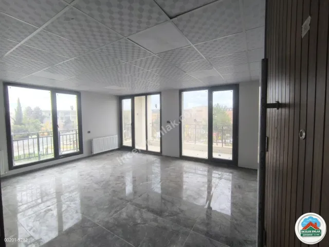 Adıyaman Atatürk Bulvarında Kiralık Merkezi Konumlu Ofis