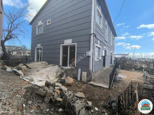 Adıyaman Bahçecik'te Satılık 200m2 arsa üzeri 3+1 Ferah Villa