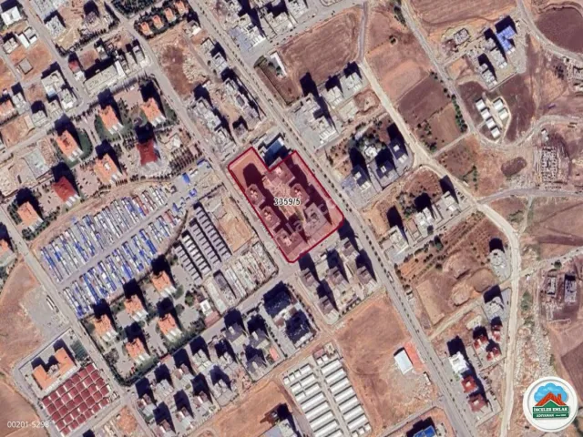 Adıyaman Altınşehir'de Satılık 2+1 Yerinde Dönüşüm Hissesi