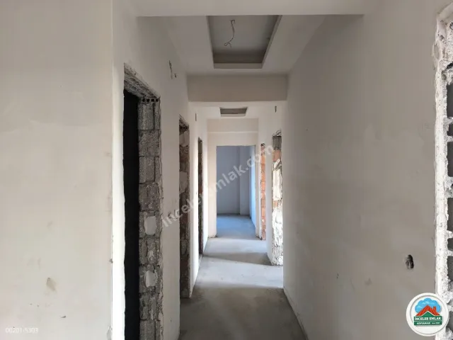 Adıyaman Altınşehir'de Satılık 3.5+1 Sıfır Yapı Fırsat Daire