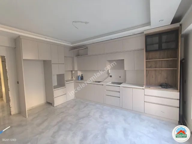 Adıyaman Altınşehir'de Satılık 3.5+1 Sıfır Yapı Fırsat Daire