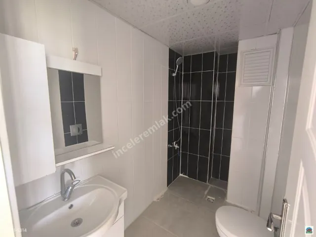 Adıyaman Yunusemre'de Satılık Hastane Karşısı 1+1 Arakat Daire