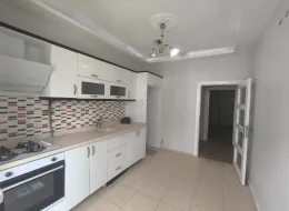 Adıyaman Turgutreiste Satılık 2+1 Merkezi Konumlu Arakat Daire
