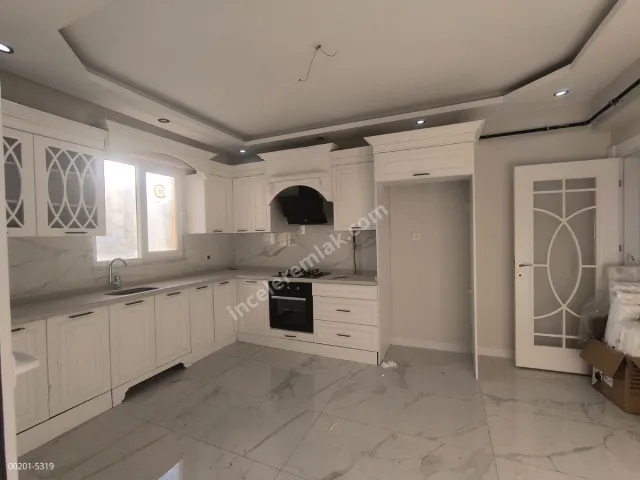 Adıyaman Yenimahallede Satılık 3.5+1 Arakat Modern Daire