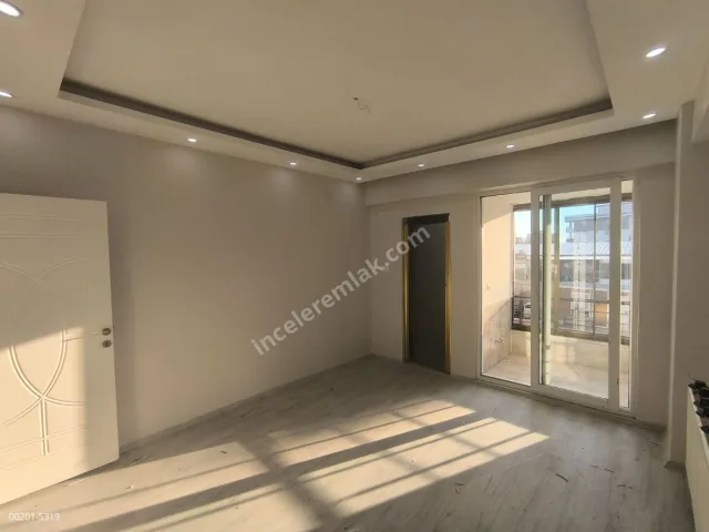 Adıyaman Yenimahallede Satılık 3.5+1 Arakat Modern Daire