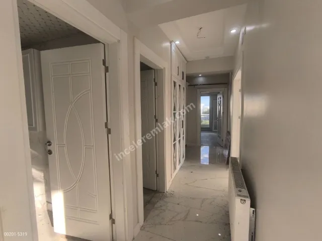Adıyaman Yenimahallede Satılık 3.5+1 Arakat Modern Daire