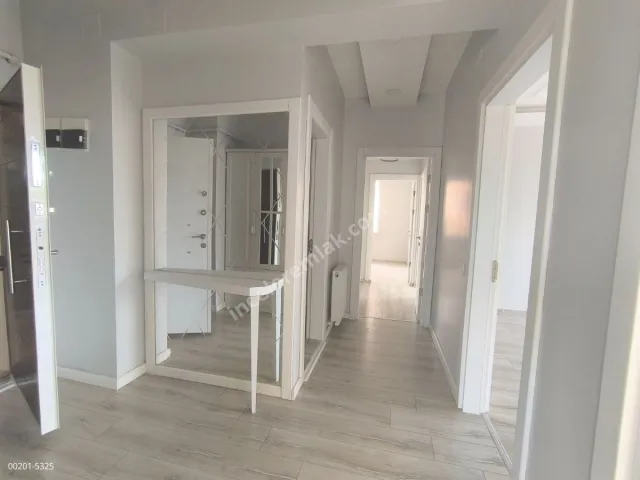 Adıyaman Malazgirtte Satılık 3.Ç.Yolu Cıvarı 3+1 145m2 Daire