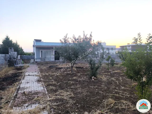 Adıyaman Paşamezrasında Satılık 1 Dönüm Arsalı Bağ Evi