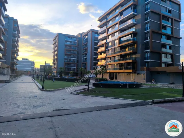 Adıyaman Altınşehirde Kiralık 2+1 Arakat Lüx Site İçi Daire