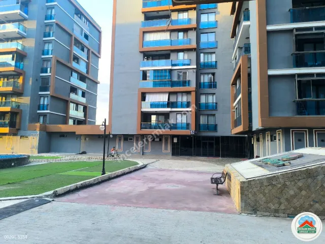 Adıyaman Altınşehirde Kiralık 2+1 Arakat Lüx Site İçi Daire