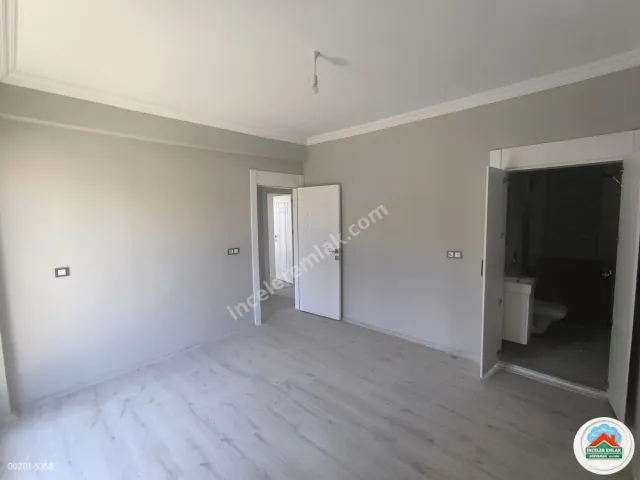Adıyaman Altınşehirde Kiralık 3+1 Arakat Lüks Site İçi Daire