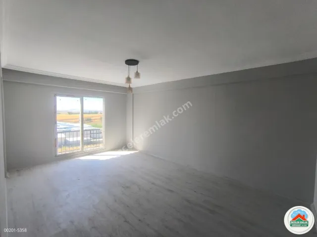 Adıyaman Altınşehirde Kiralık 3+1 Arakat Lüks Site İçi Daire