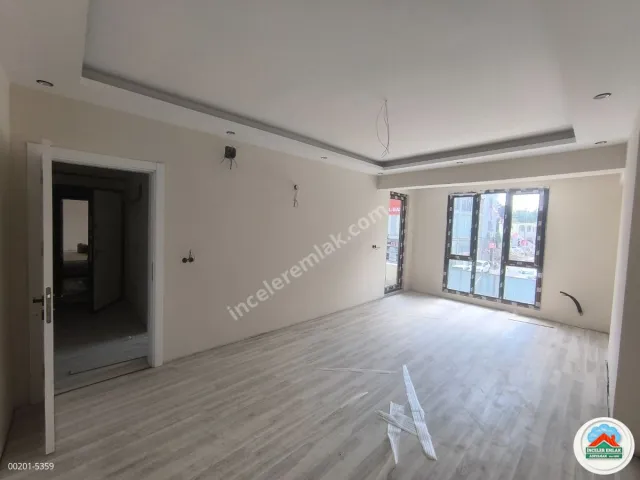 Adıyaman Turgutreis Zey Caddesinde Kiralık 3+0 Sıfır Ofis