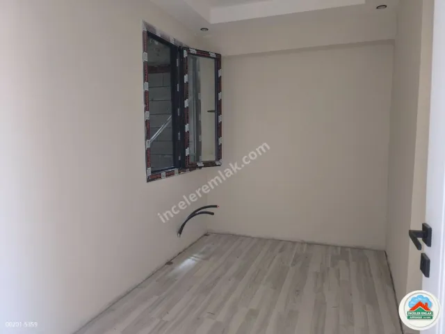 Adıyaman Turgutreis Zey Caddesinde Kiralık 3+0 Sıfır Ofis