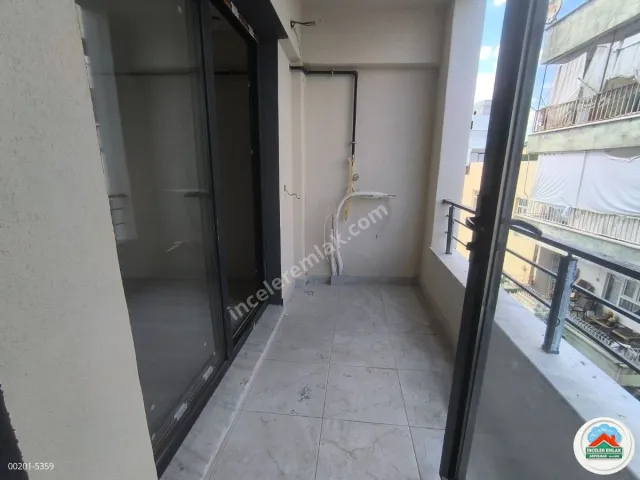 Adıyaman Turgutreis Zey Caddesinde Kiralık 3+0 Sıfır Ofis