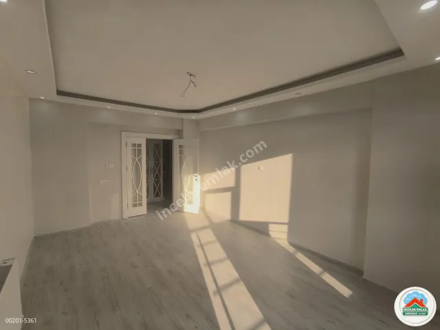 Adıyaman Yenimahallede Kiralık 3.5+1 Arakat Modern Daire