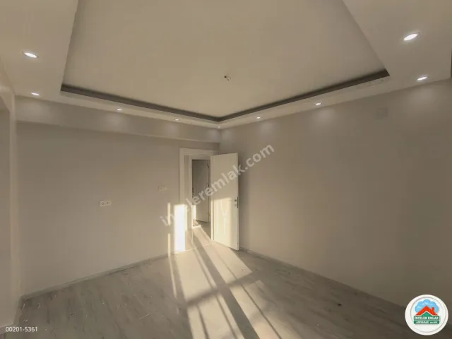 Adıyaman Yenimahallede Kiralık 3.5+1 Arakat Modern Daire