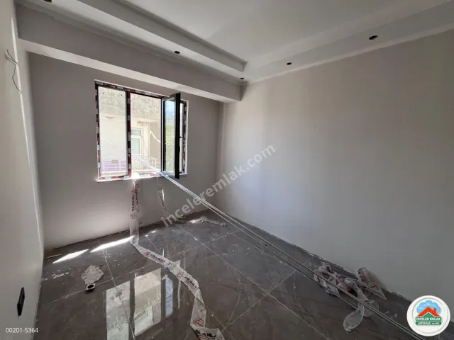 ADIYAMAN SÜMEREVLERDE BELEDİYE KARŞISI 145M2 KİRALIK DAİRE
