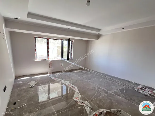 ADIYAMAN SÜMEREVLERDE BELEDİYE KARŞISI 145M2 KİRALIK DAİRE