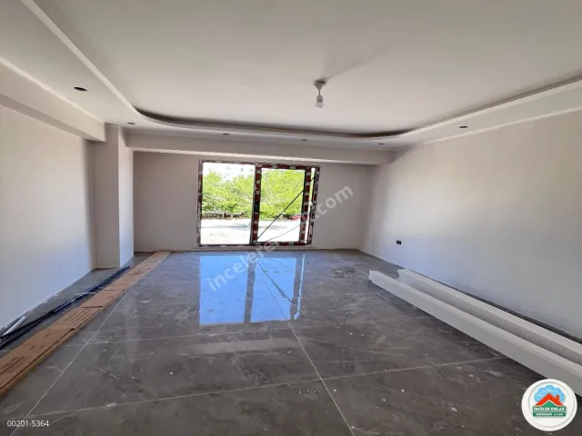 ADIYAMAN SÜMEREVLERDE BELEDİYE KARŞISI 145M2 KİRALIK DAİRE