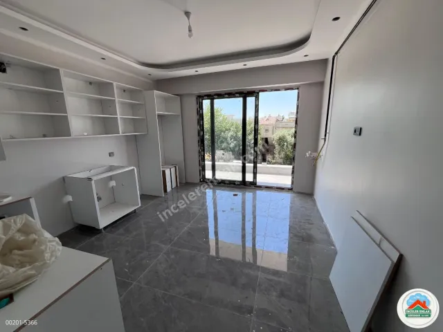 ADIYAMAN SÜMEREVLERDE BELEDİYE KARŞISI 145M2 KİRALIK DAİRE