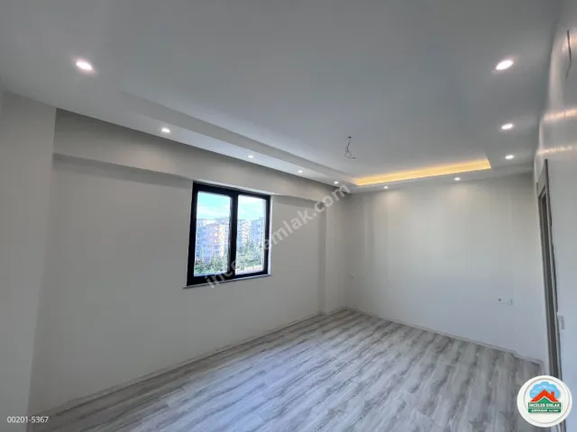 Adıyaman Altınşehir'de Satılık 3.5+1 ARAKAT SIFIR DAİRE