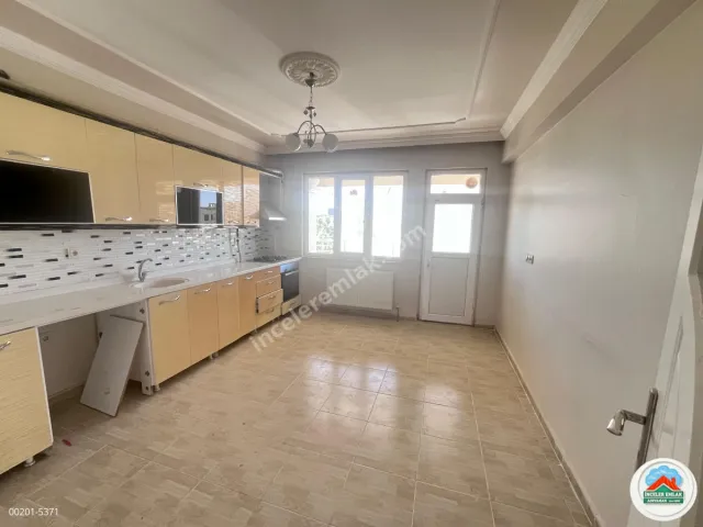 Adıyaman Cumhuriyette Kiralık 3+1 170M2 Daire